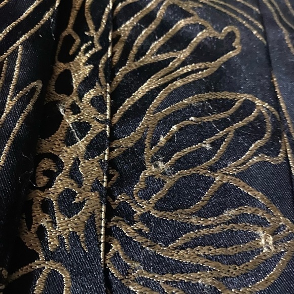 Chico's IVintageI Metallic Black/Gold I Embroidered I Blazer I Jacket I Size: 1 - Picture 7 of 13
